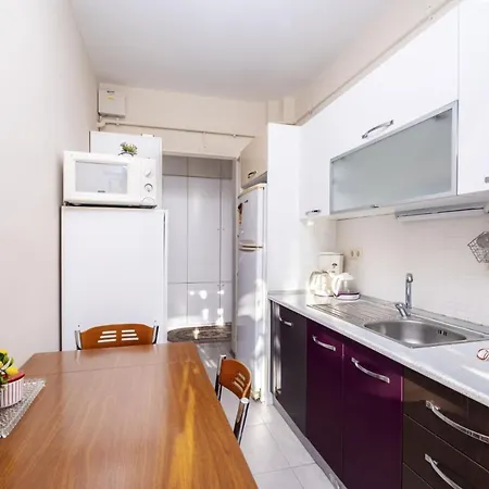 Chic Flat With Balcony Close To Caddebostan Shore Apartman Isztambul