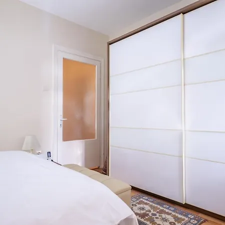 Appartement Chic Flat With Balcony Close To Caddebostan Shore Istambul